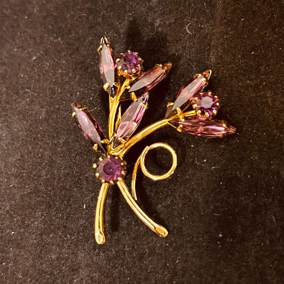 Gold Tone W/Purple Navette And Round Rhinestones Clip On Earrings & Brooch 3818 - Picture 5 of 8